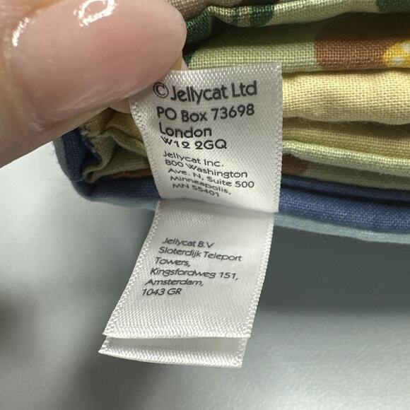 Bashful Bunny Loves You Book Jellycat Soft Sensory Book For Baby - Picture 4 of 8